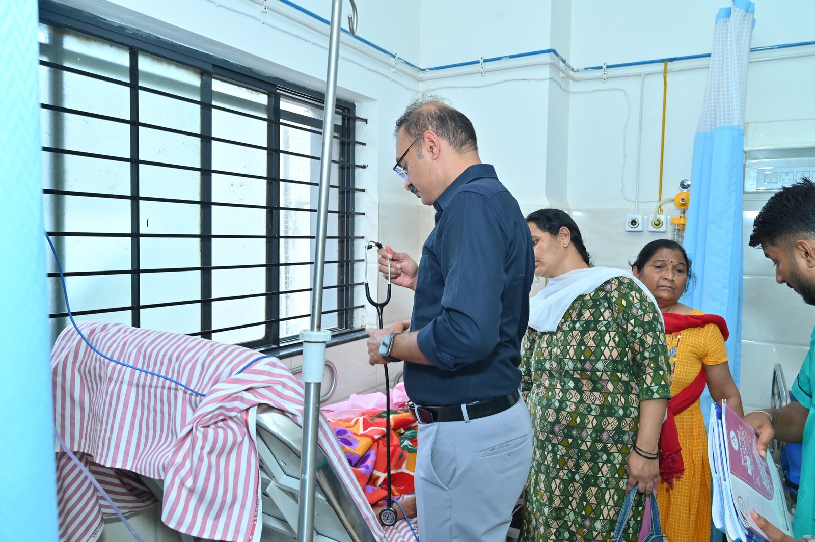 Our specialist team at Aashraya Hospital